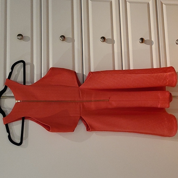 Club Monaco Coral CutOut Dress - Picture 7 of 7